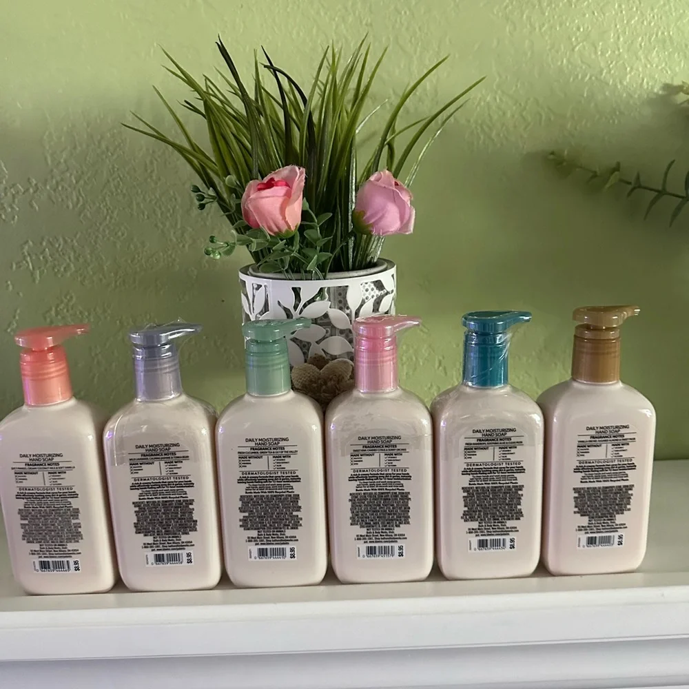 NEW BBW (6) PC DAILY MOISTURIZING HAND SOAP BUNDLE ASSORTMENT 🌺🌸🌺🌸 - Picture 2 of 14